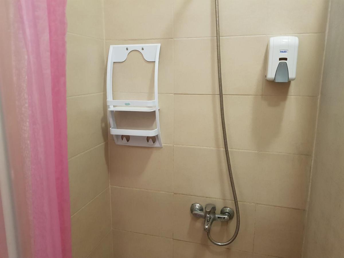 "No Party & Many Rules" Hostel N1 София Екстериор снимка