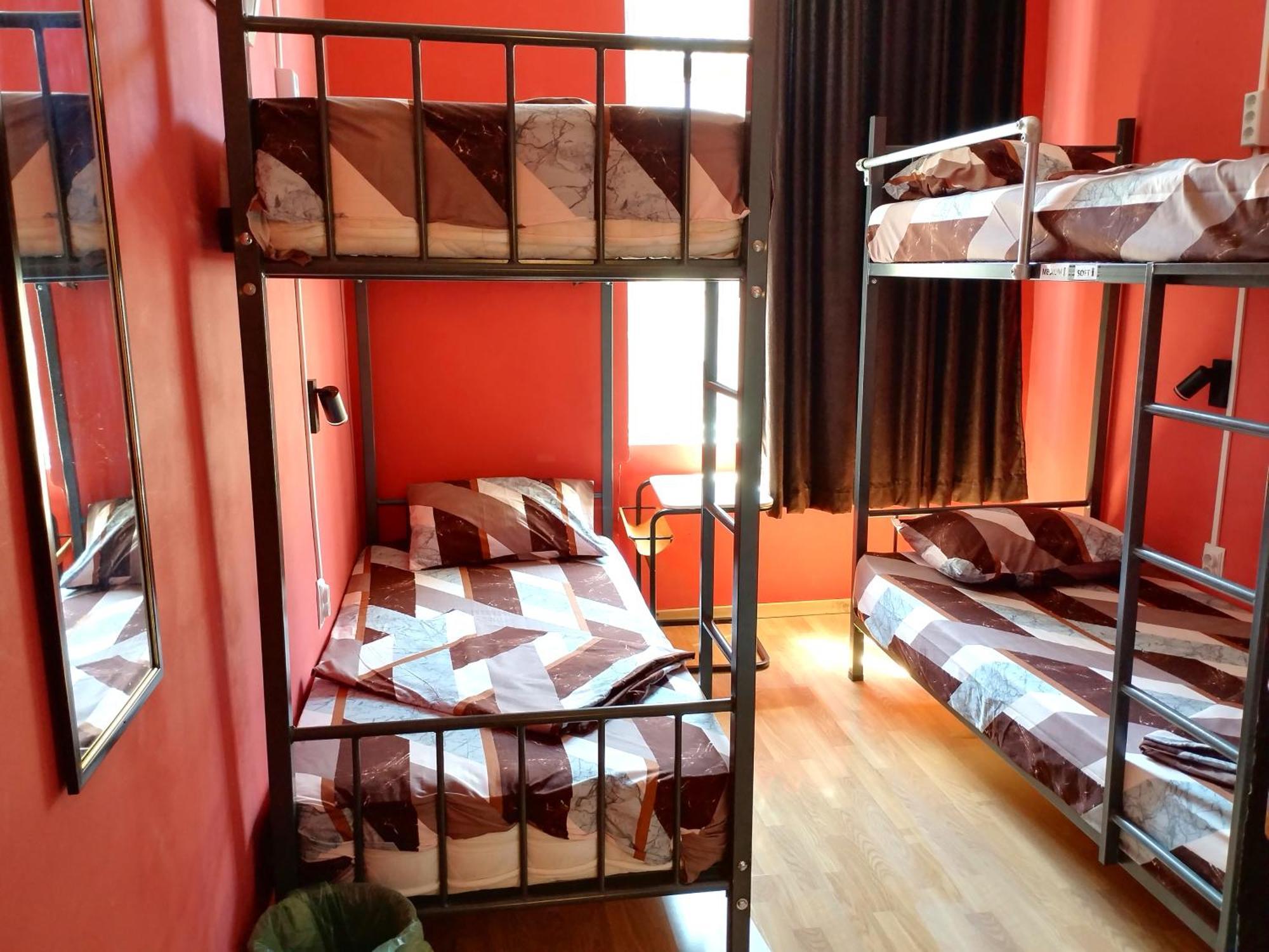 "No Party & Many Rules" Hostel N1 София Стая снимка